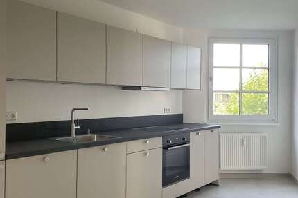 Wohnung zum Mieten in Berlin 1.050 € 64.59 m² 2 zimmer
