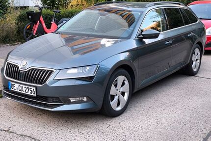 Skoda Superb 183.000 km 14.900 &euro; Berlin 12559