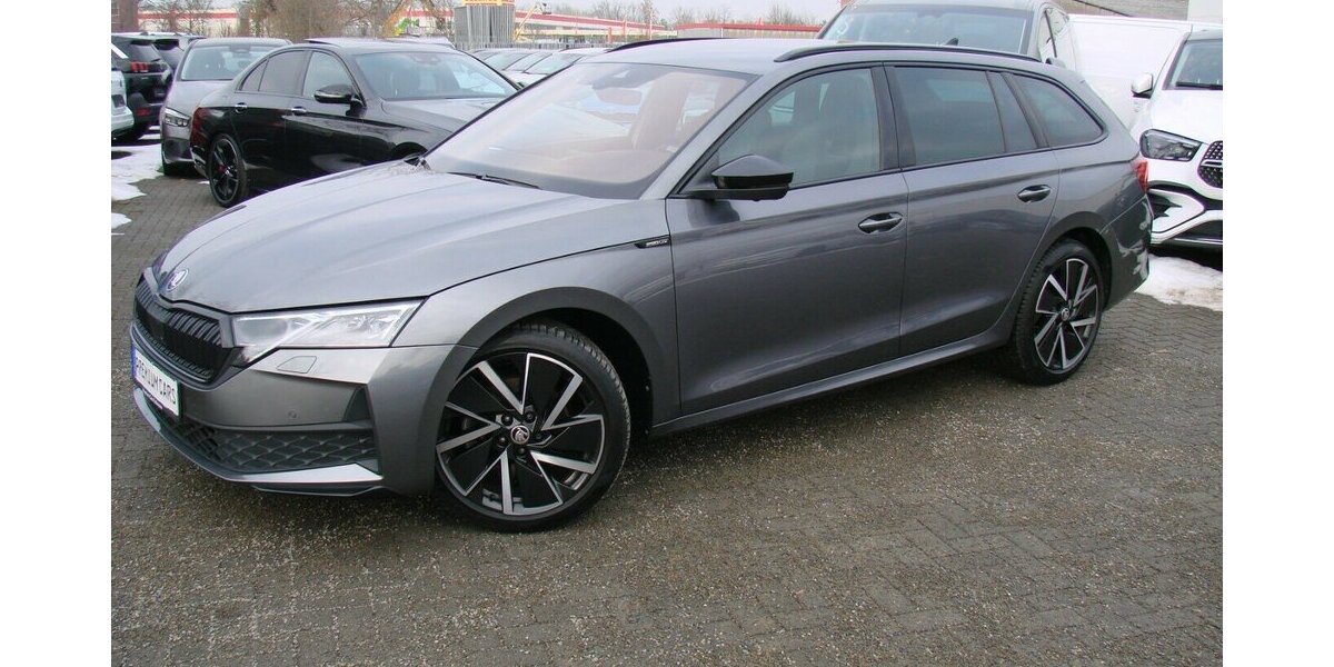 Skoda Octavia 2.0TDi Sportline LED 360º Canton HUD 39.383 km 30.980 &euro; Falkensee 14612