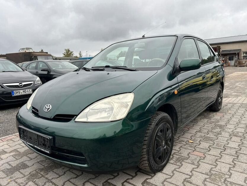Toyota Prius 127.000 km 1.890 € falkensee 14612