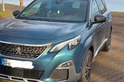 Peugeot 5008 132.026 km 13.999 &euro; Berlin 13595