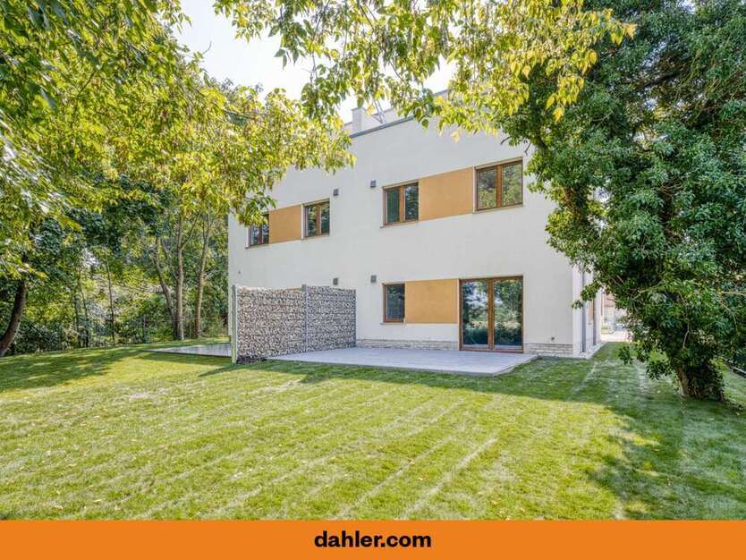 Haus zum Kaufen in Falkensee 945.000 € 143 m²