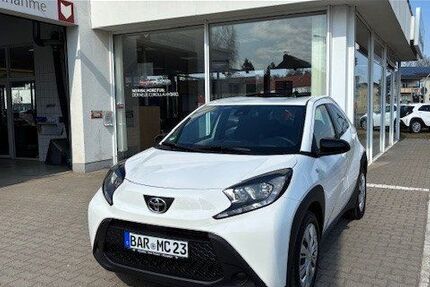 Toyota Aygo (X) 2.500 km 17.990 &euro; Berlin 13403