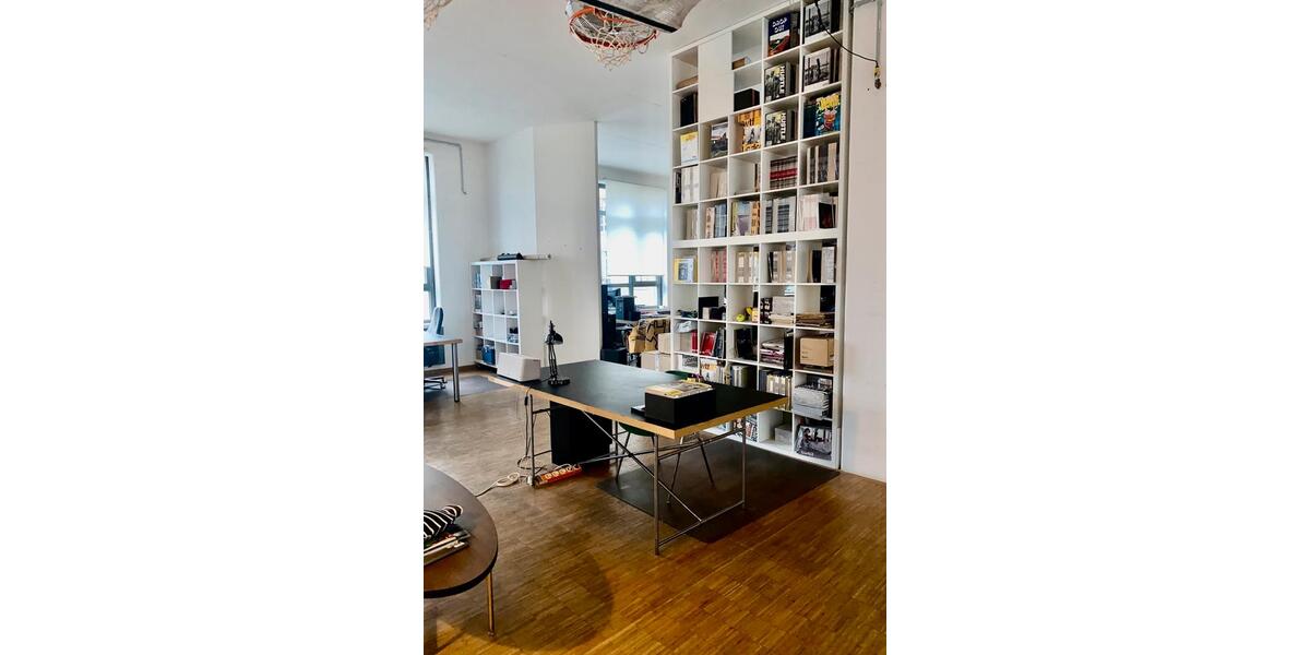 office studio desk rent out miete zimmer