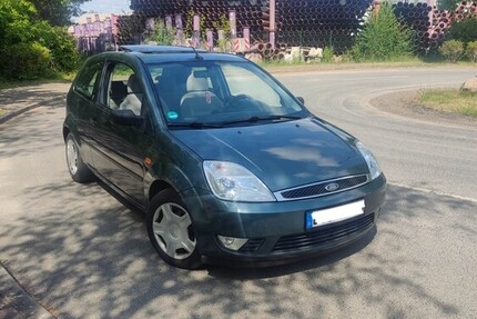 Ford Fiesta 193.800 km 1.400 € Grünheide (Mark) 15537