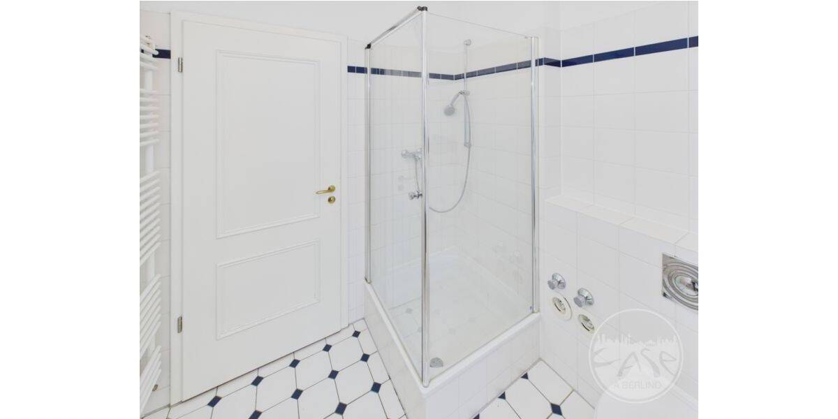 Etagenwohnung Berlin Mitte - 2 Zimmer, 83 m&sup2;, 550.000&euro; | Angebot:26119305
