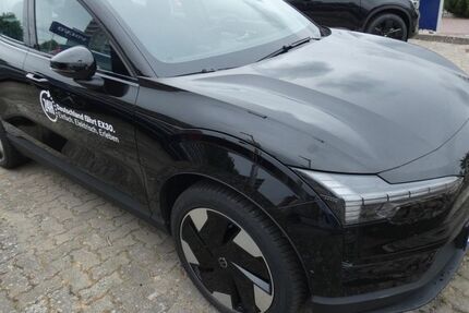 Volvo EX30 7.000 km 39.490 &euro; Berlin Tegel 13509