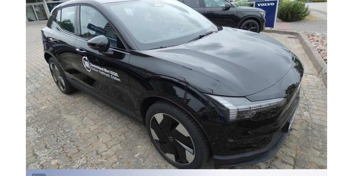 Volvo EX30 7.000 km 39.490 &euro; Berlin Tegel 13509