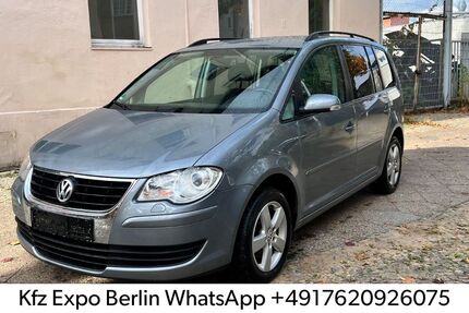 VW Touran 327.000 km 2.650 &euro; Berlin 13359