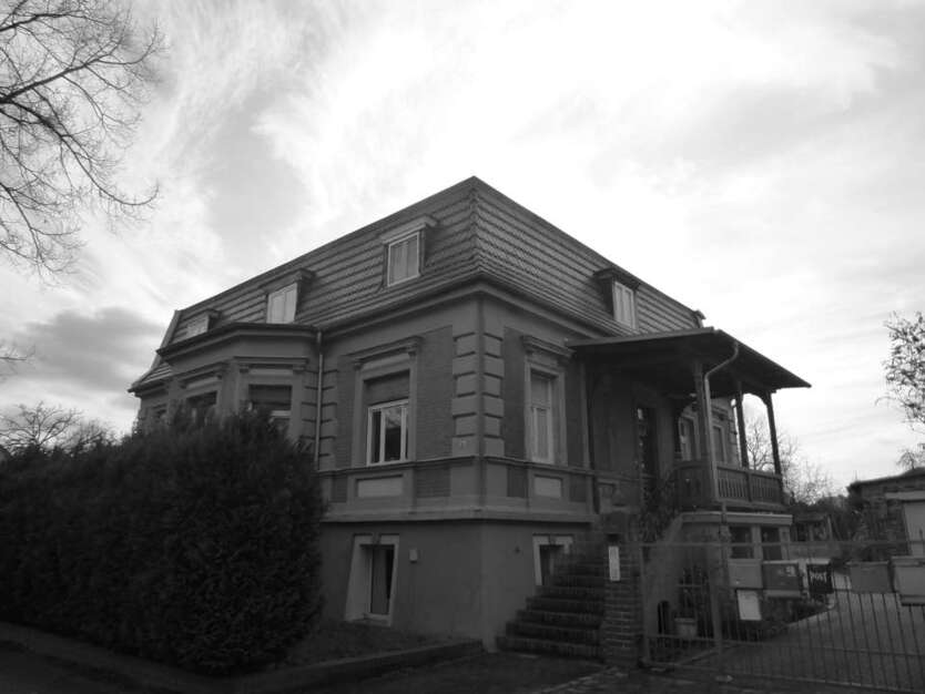 Haus zum Kaufen in Großbeeren 1.400.000 € 364 m²