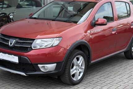 Dacia Sandero 84.000 km 6.480 &euro; Berlin 13127
