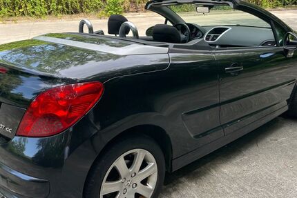 Peugeot 207 158.000 km 2.200 &euro; Berlin 12279