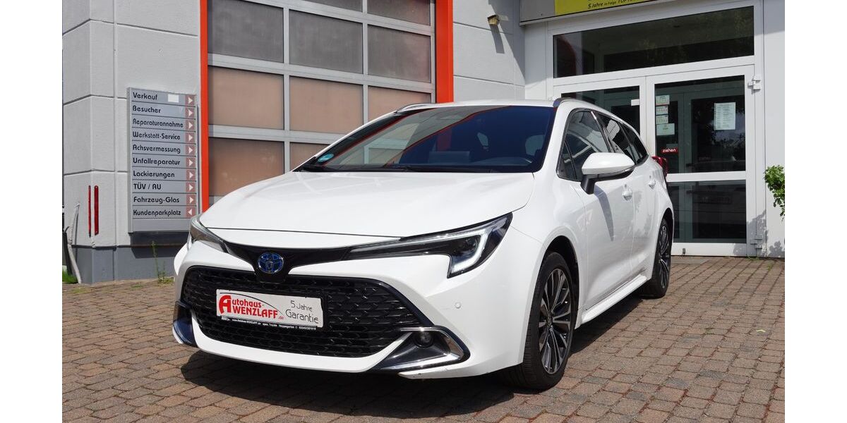 Toyota Corolla 42.269 km 27.900 &euro; Dahlwitz Hoppegarten 15366