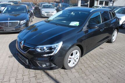 Renault Megane 71.183 km 12.400 &euro; Berlin 12057