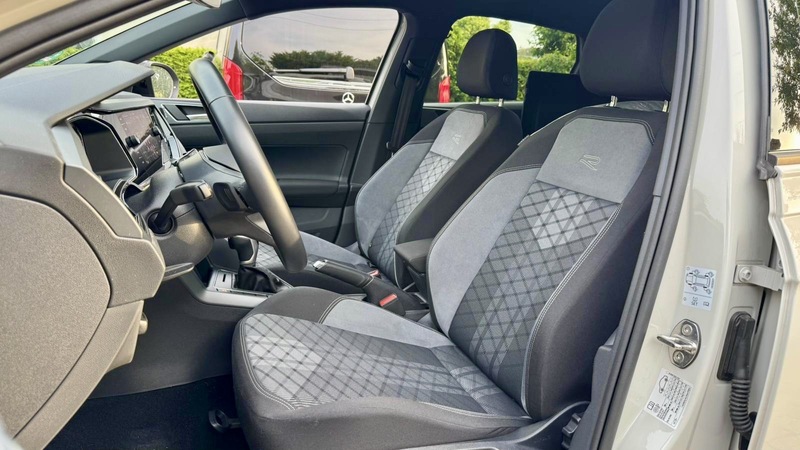 VW Taigo 18.100 km 25.100 &euro; Hohen Neuendorf 16540