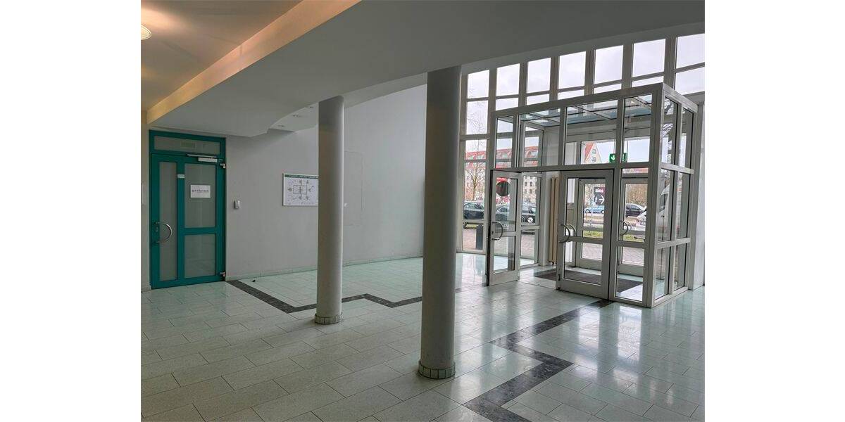 Gewerbeobjekt Teltow - 2 Zimmer, 113 m&sup2;, 1.159&euro; | Angebot:25985489