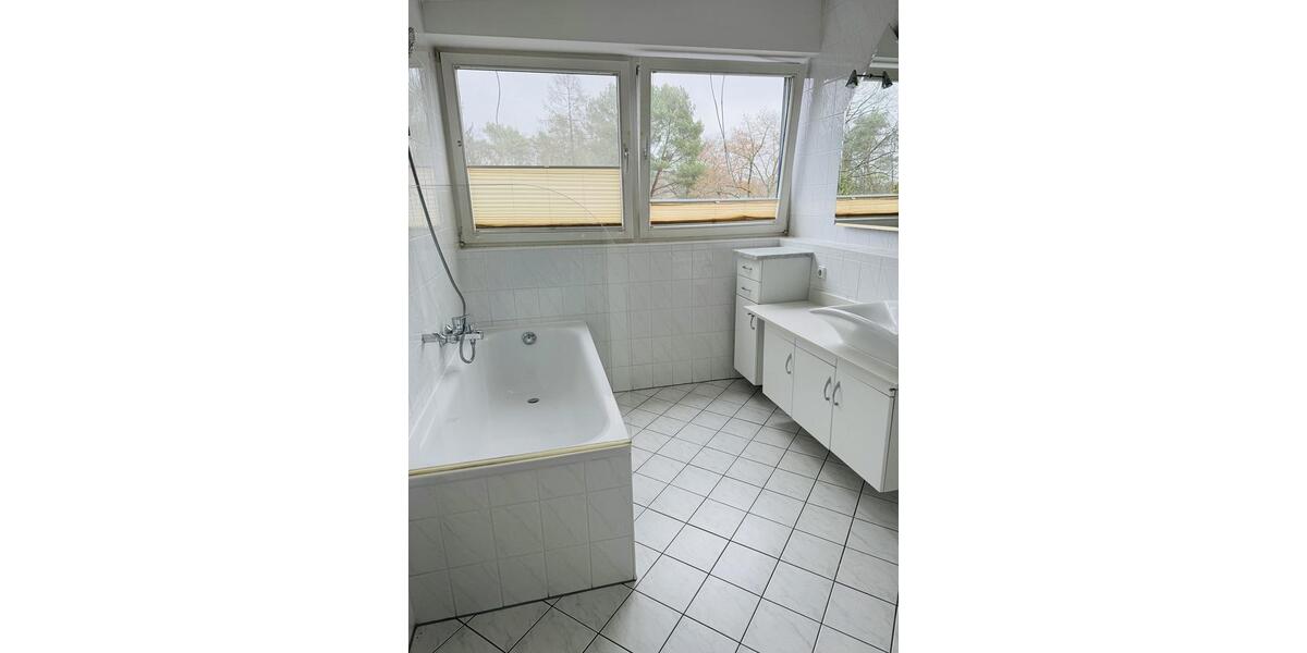 Dachgeschoßwohnung Glienicke/Nordbahn Nordbahn - 3.5 Zimmer, 111 m&sup2;, 1.500&euro; | Angebot:26622452