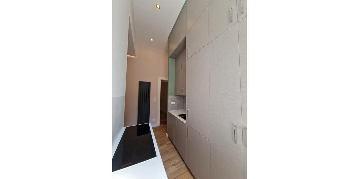 Erdgeschoßwohnung Berlin Charlottenburg-Wilmersdorf - 1 Zimmer, 40 m&sup2;, 1.250&euro; | Angebot:26222685