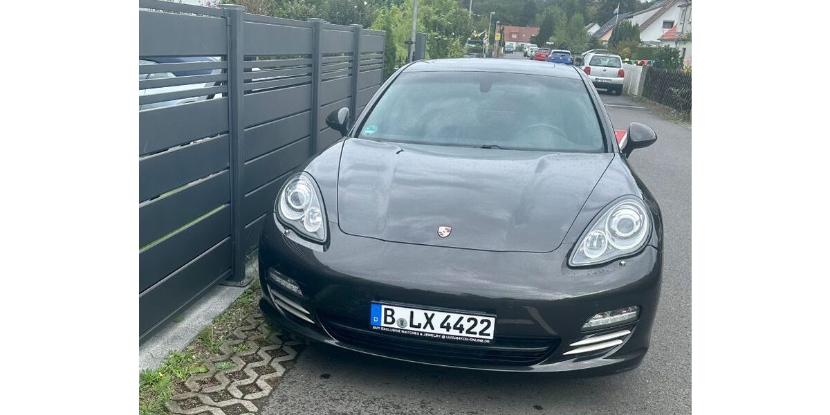 Porsche Panamera 93.200 km 31.500 &euro; Berlin 12277