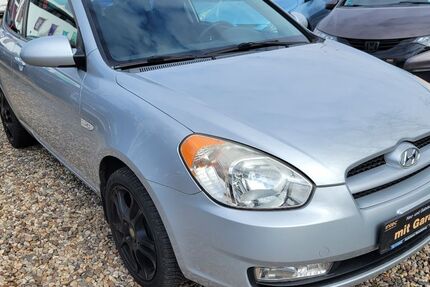 Hyundai Accent 138.777 km 2.200 &euro; Potsdam 14480