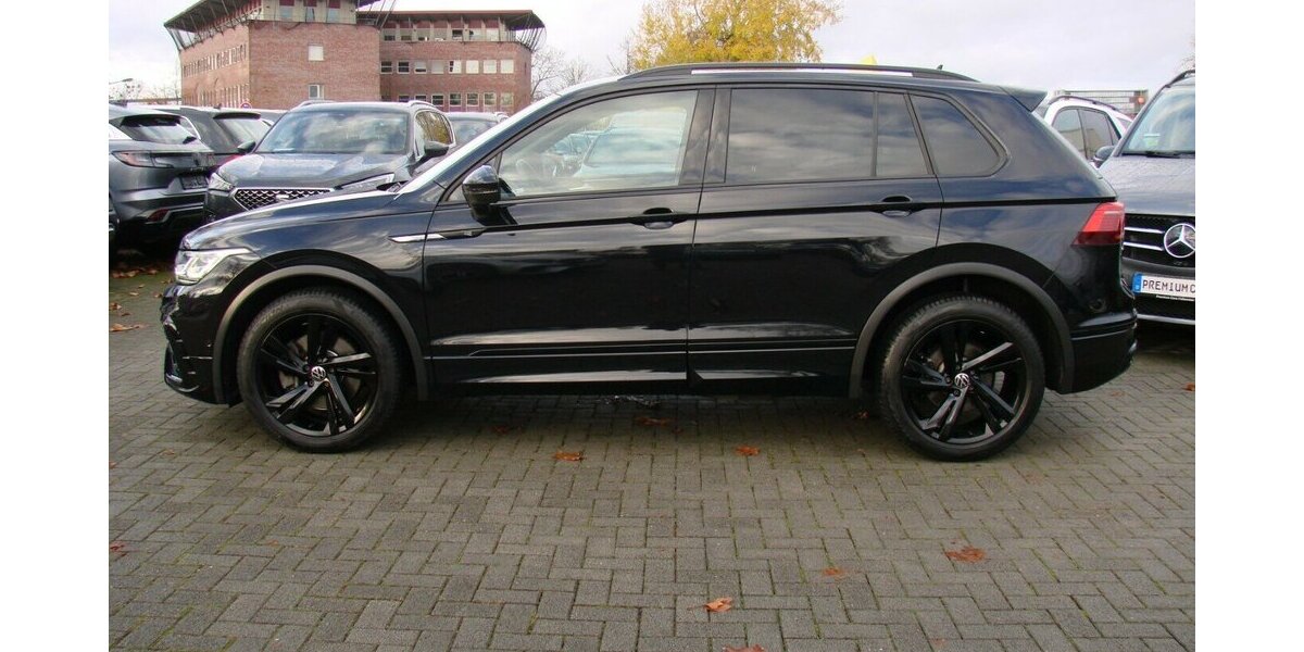 VW Tiguan 2.0TDi R-Line 4M BlackStyle ACC IQ LIGHT 41.763 km 35.980 &euro; Falkensee 14612