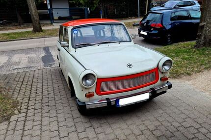 Trabant 601 99.999 km 4.500 &euro; Neuenhagen 15366