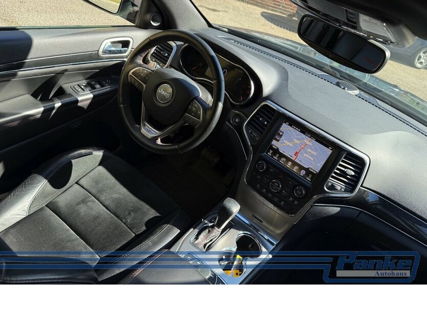 Jeep Grand Cherokee 3.0 CRD Trailhawk 4x4*Pano*AHK*NV 147.855 km 22.990 € Berlin 13187