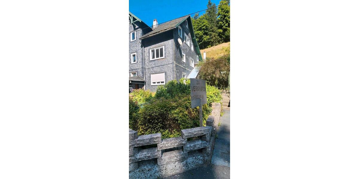 Doppelhaushälfte - 7 Zimmer, 140 m&sup2;, 56.000&euro; | Angebot:27288956