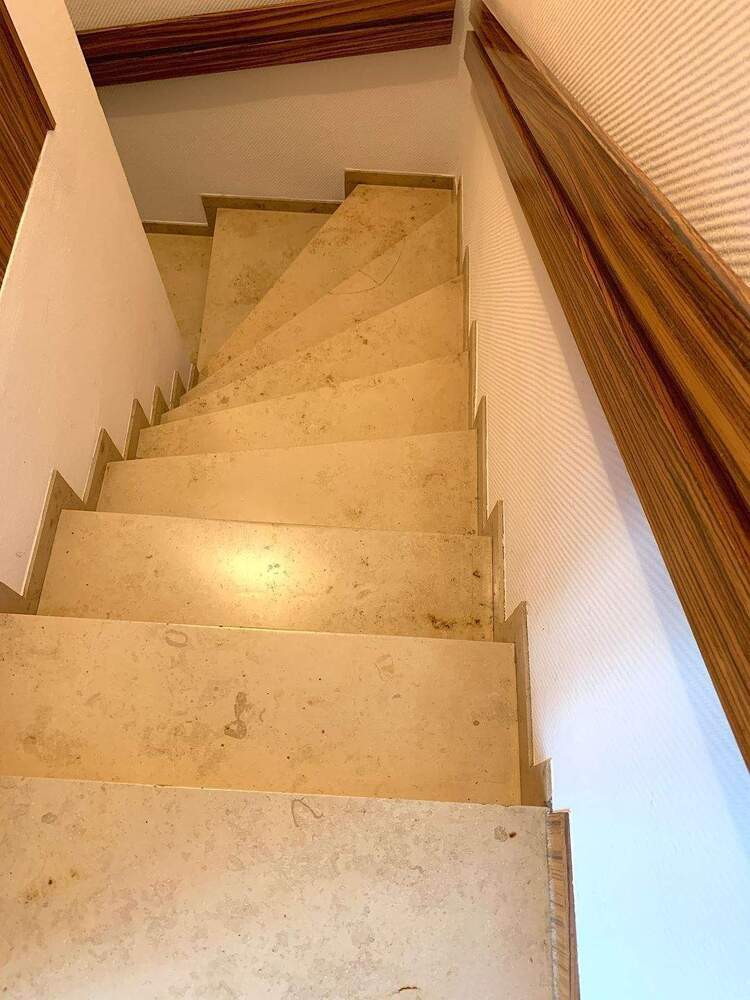 Architektonisches Highlight: Wohnen u. Arbeiten unter einem Dach in getrennten Einheiten, hell u. mit außergewöhnlichem Grundriss!