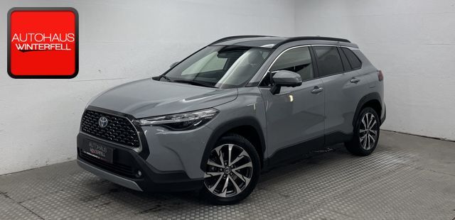 Toyota Corolla Cross 53.381 km 29.400 € Berlin 12351