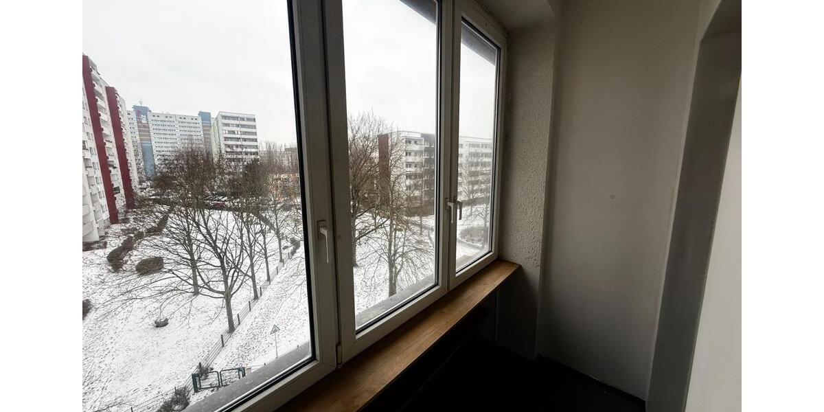 Etagenwohnung Berlin Lichtenberg - 2 Zimmer, 60 m&sup2;, 895&euro; | Angebot:24801449