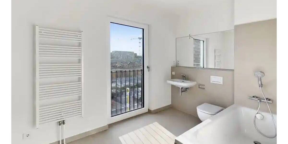 Etagenwohnung Berlin Mitte - 3 Zimmer, 83 m&sup2;, 1.971&euro; | Angebot:26595799