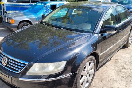 VW Phaeton 228.563 km 1.500 &euro; Berlin 12057