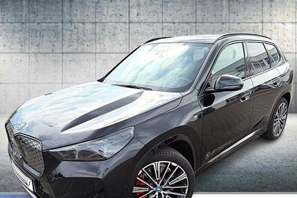 BMW iX1 7.600 km 54.900 € Oranienburg 16515