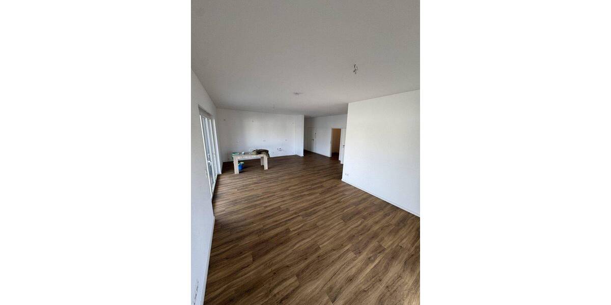 Etagenwohnung Velten - 3 Zimmer, 98 m&sup2;, 1.363&euro; | Angebot:26820014