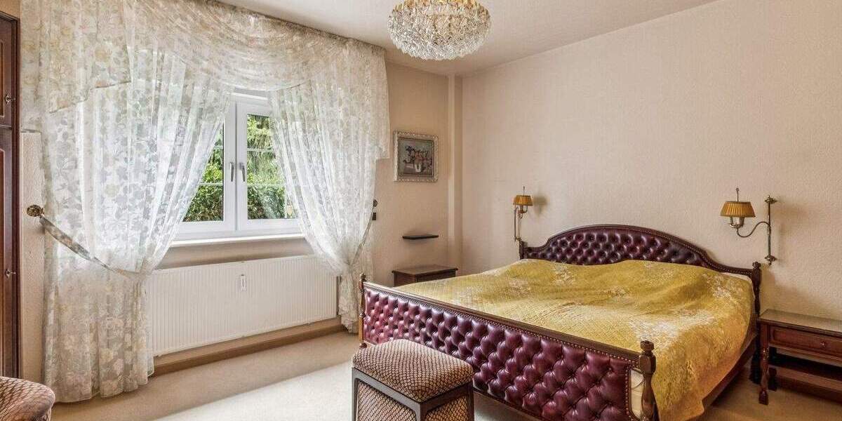 Mehrfamilienhaus, Wohnhaus Berlin Frohnau - 8 Zimmer, 303 m&sup2;, 1.200.000&euro; | Angebot:25712047