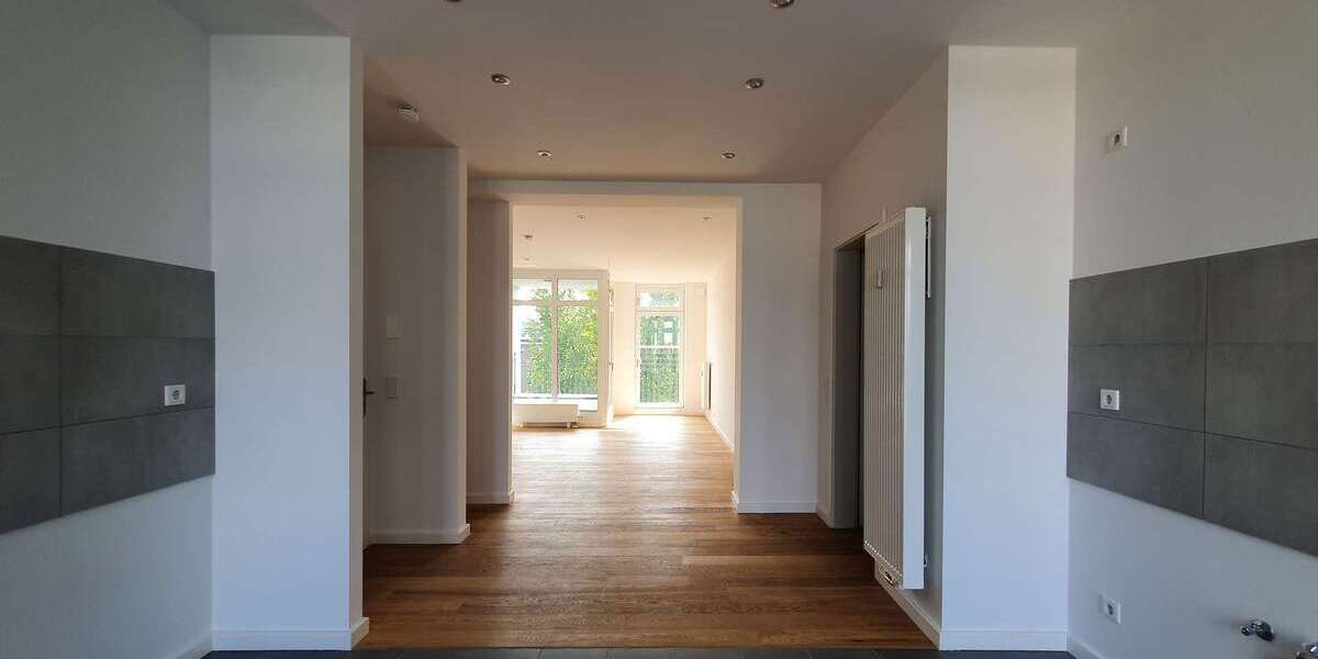 Etagenwohnung Berlin Rummelsburg - 3 Zimmer, 100 m&sup2;, 1.990&euro; | Angebot:27069454
