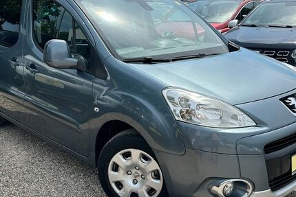 Peugeot Partner 144.745 km 5.990 € Berlin 13089