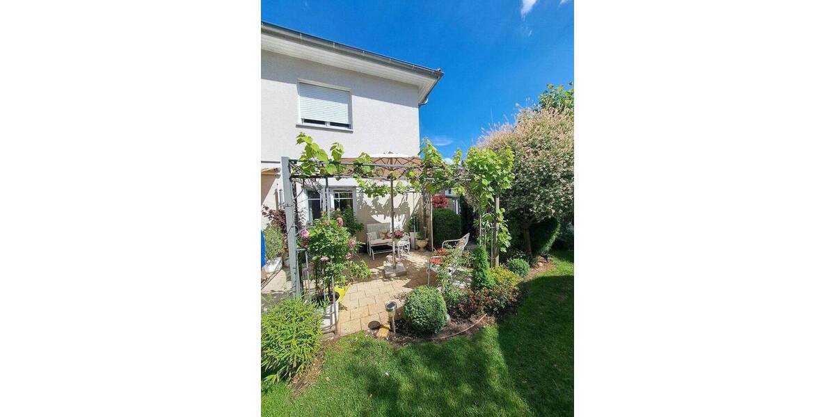 Einfamilienhaus Potsdam Groß Glienicke - 4 Zimmer, 130 m&sup2;, 2.300&euro; | Angebot:26920215