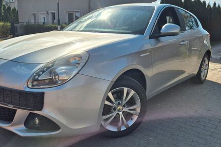 Alfa Romeo Giulietta 49.009 km 7.999 &euro; Panketal 16341
