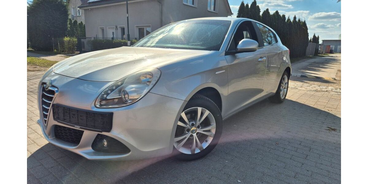 Alfa Romeo Giulietta 49.009 km 7.999 &euro; Panketal 16341