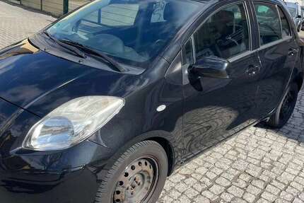 Daihatsu Charade 186.376 km 2.350 &euro; Berlin 13409