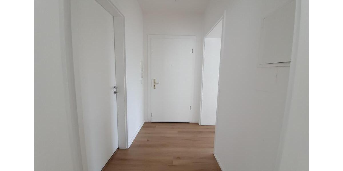 Etagenwohnung Velten - 2.5 Zimmer, 81 m&sup2;, 1.025&euro; | Angebot:26003509