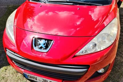 Peugeot 207 180.000 km 1.350 &euro; Hohen Neuendorf 16540
