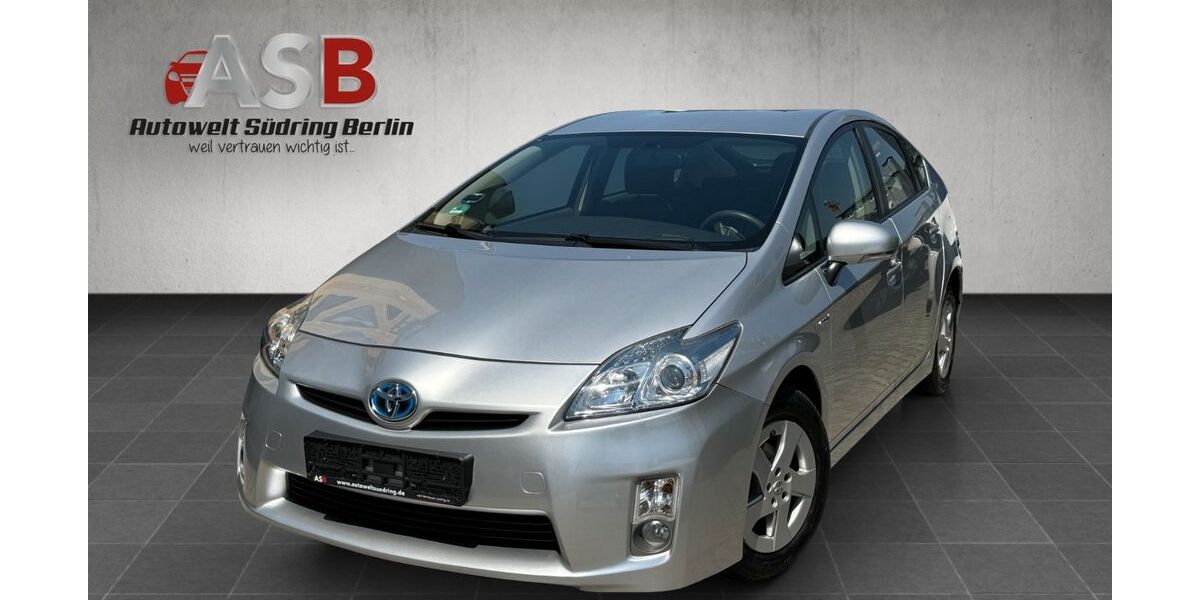 Toyota Prius 112.300 km 9.999 &euro; Berlin 12055