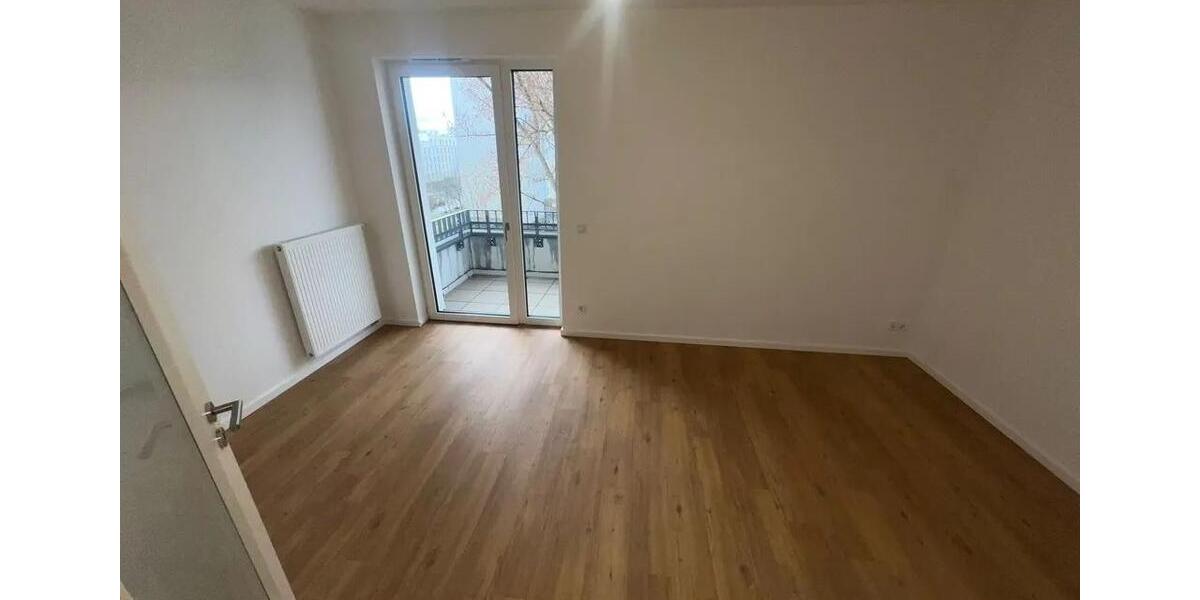 Etagenwohnung Berlin Lichtenberg - 1 Zimmer, 37 m&sup2;, 665&euro; | Angebot:26002257