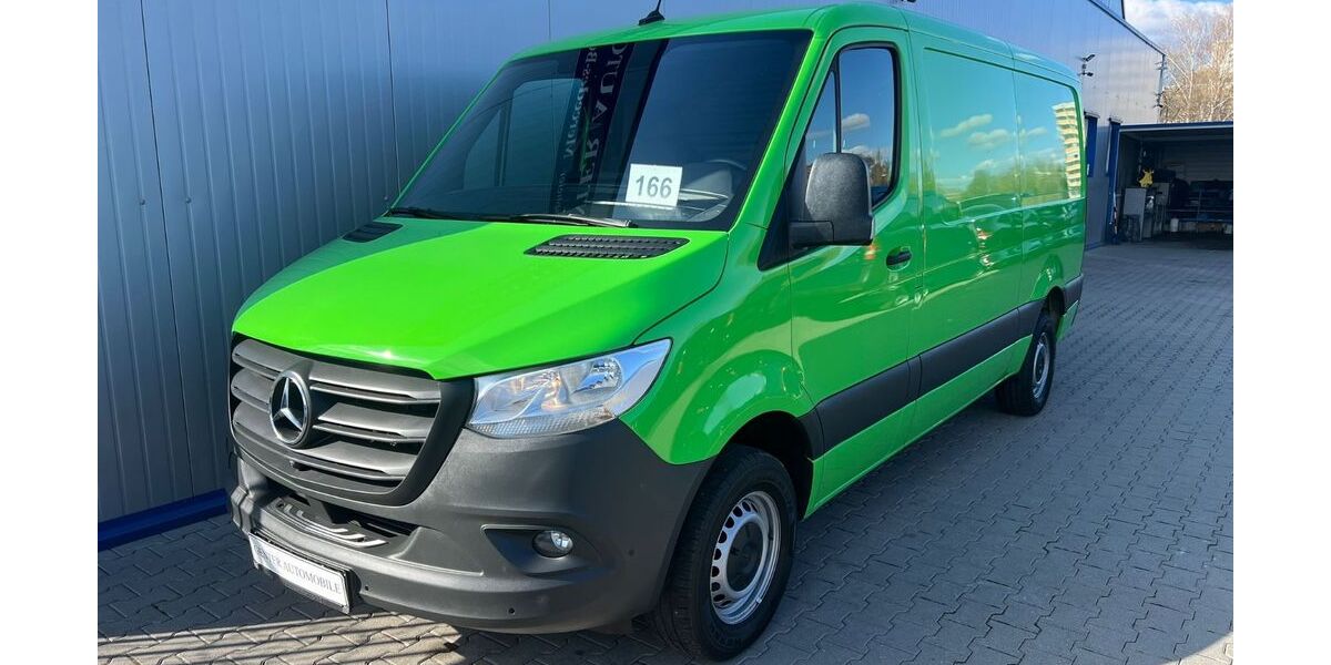 Mercedes-Benz Sprinter 123.692 km 21.999 &euro; Berlin 13055