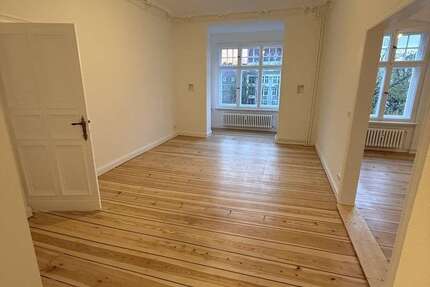 Wohnung zum Mieten in Berlin 2.671 € 139 m² 4 zimmer