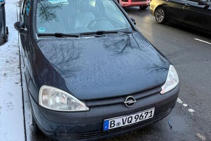 Opel Corsa 127.000 km 1.800 &euro; Berlin 12045