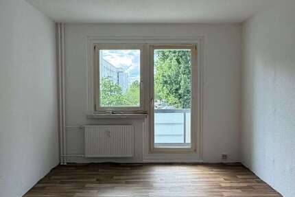 Wohnung Berlin Hellersdorf - 1 Zimmer, 35 m&sup2;, 549&euro; | Angebot:26865831
